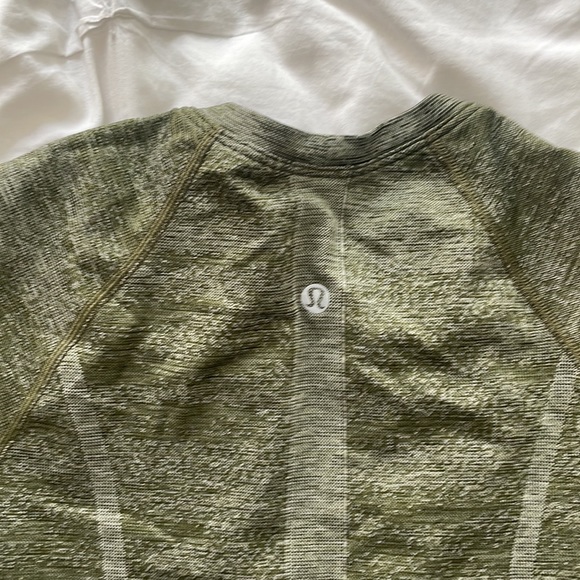 Swiftly Tech Short Sleeve Shirt - Picture 2 of 2